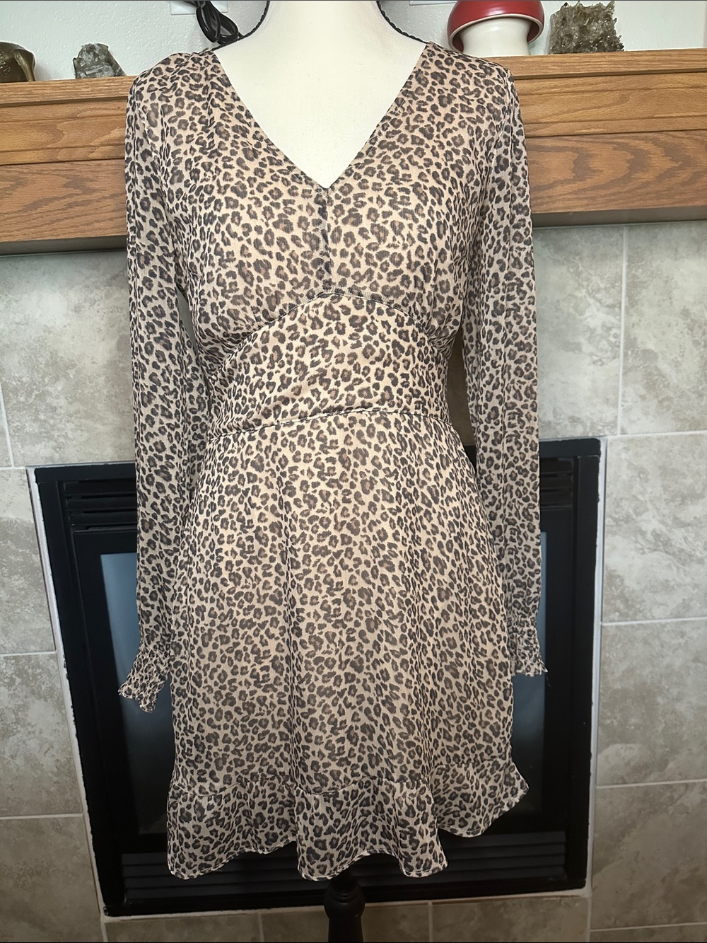 Abercrombie & Fitch Leopard Print V-Neck Long Sleeve Ruffle Slip Dress Size M